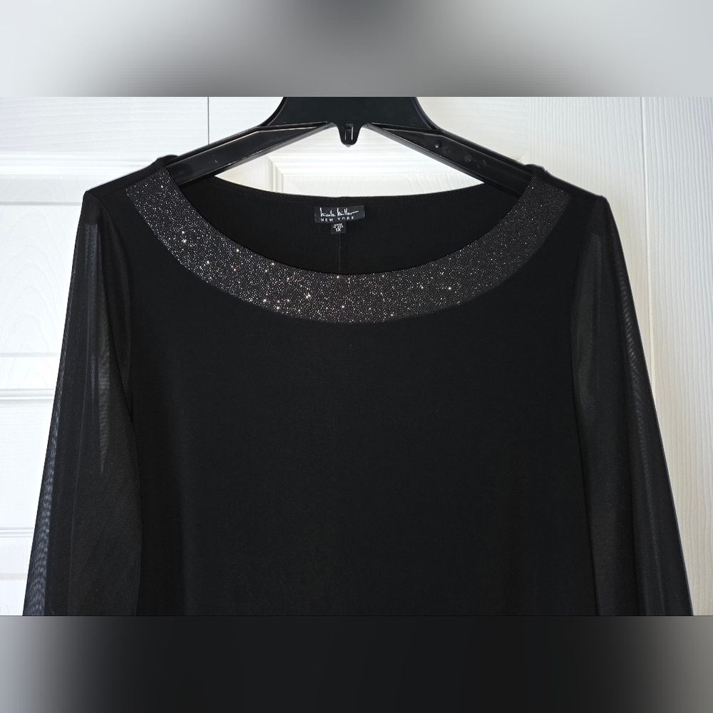 Nicole Miller Black Sheer Sleeve Blouse with Silver Embellishments Size 1X - Picture 3 of 11